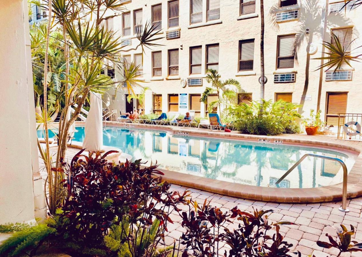 Cozy Studio In The Heart Of The Palm Beach Island - Free Valet Service المظهر الخارجي الصورة